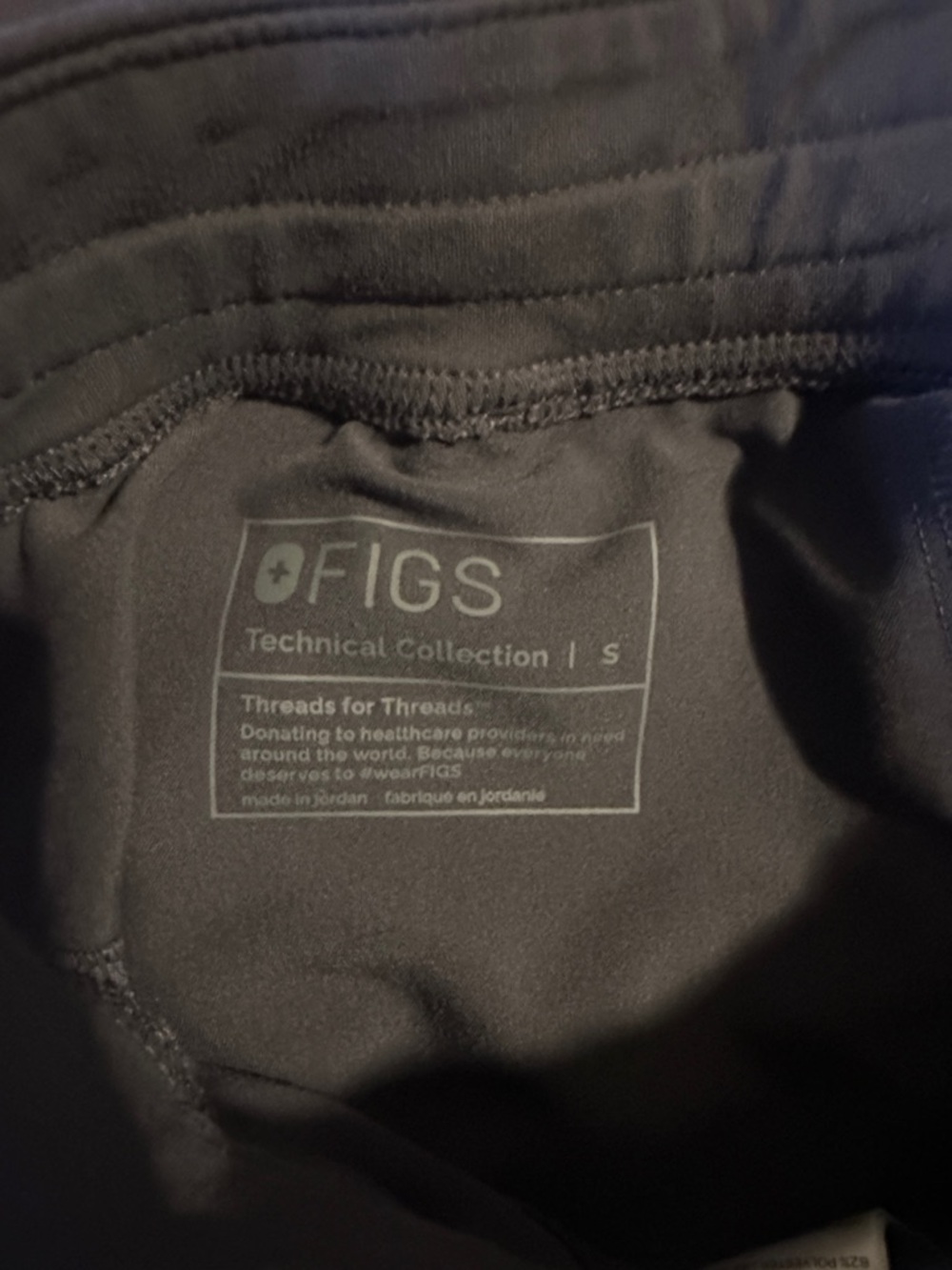 Figs Kade Cargo pants and Rafaela top in Charcoal - Picture 3 of 5